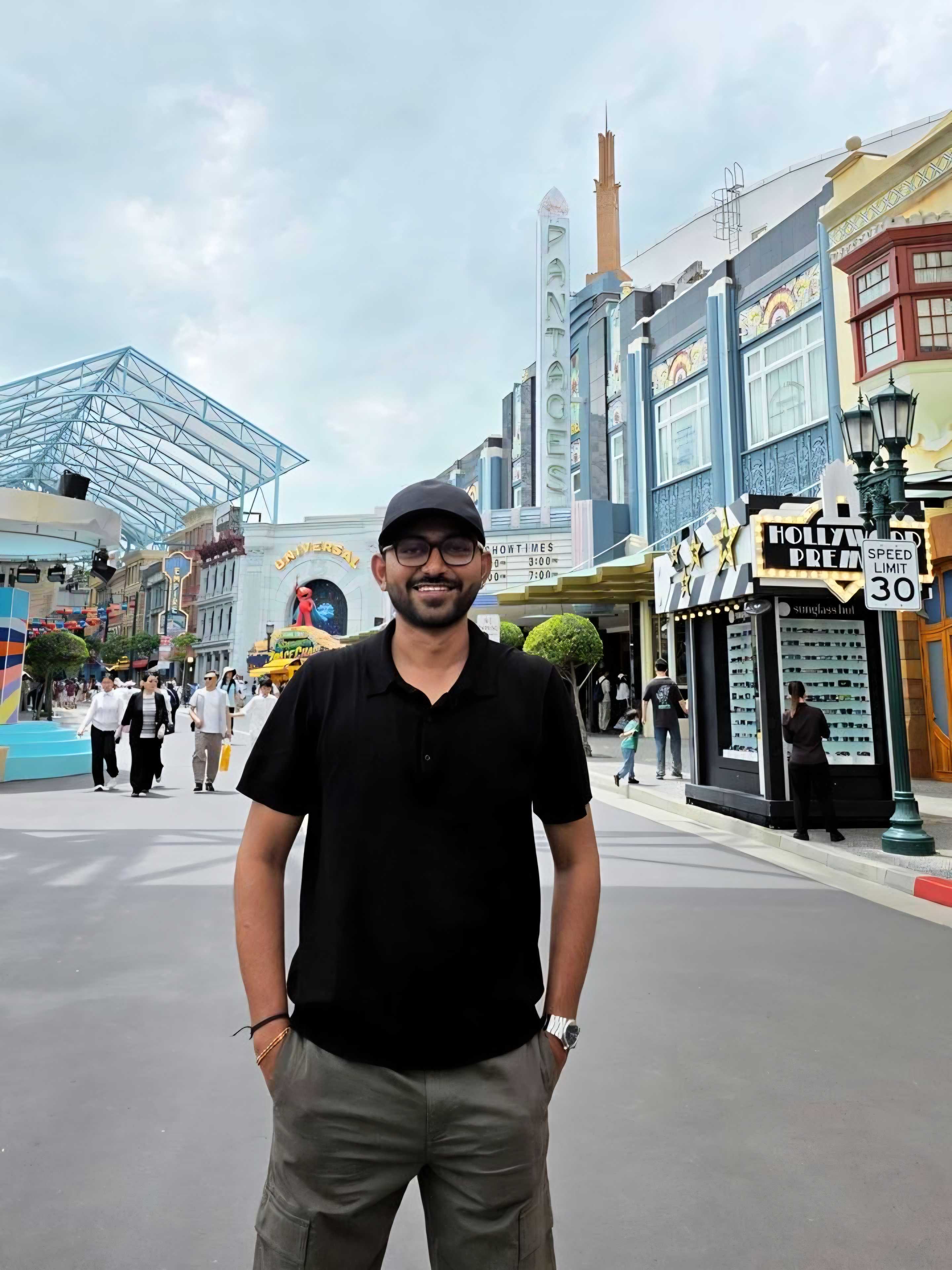 Portrait of Ashutosh Kakadiya
